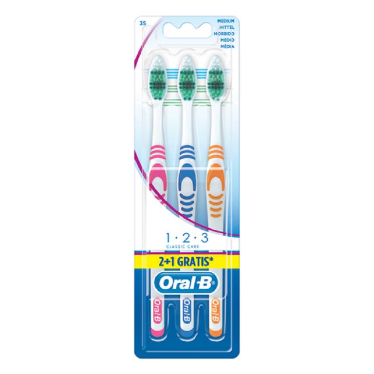 ORAL B Spazzolini 3 pezzi